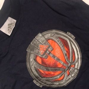 << SOLD >> Sleeveless Adidas 3T Navy